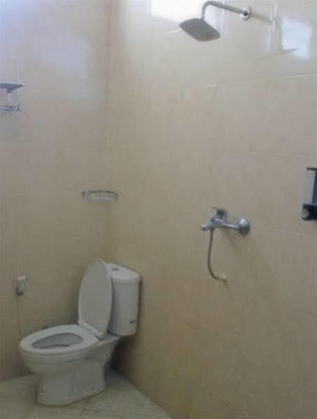 Puri Minggiran Guesthouse Yogya Yogyakarta Exterior foto